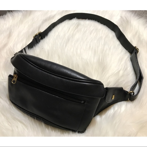 Coach Handbags - Vintage Coach Fanny Pack